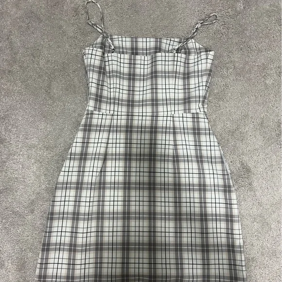 Wilfred plaid Dress! - Picture 4 of 5